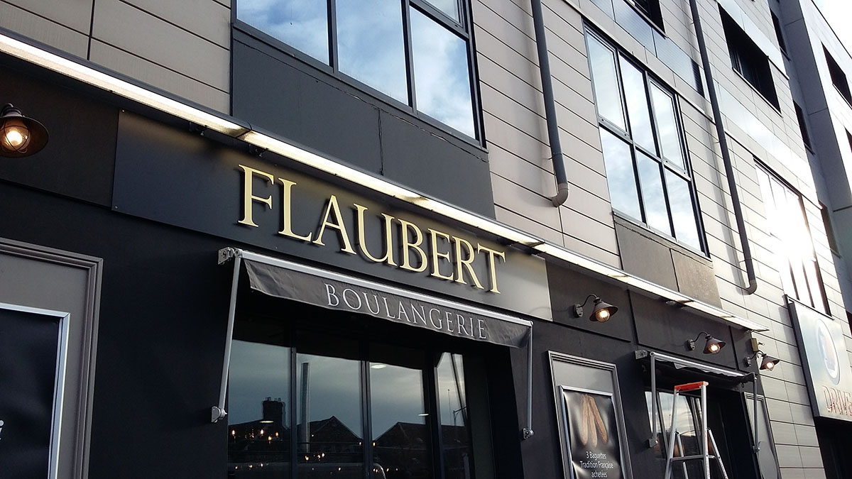 Lettres découpées 1